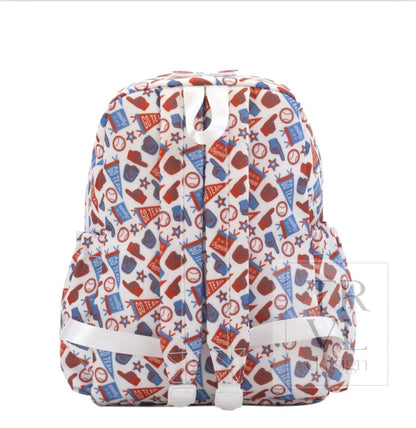 TRVL Backpacker-Play Ball