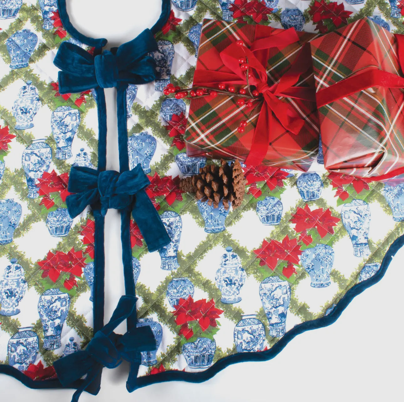 Chinoiserie Poinsettia Quilted Tree Skirt