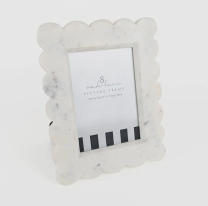 Marble Scalloped Picture Frame